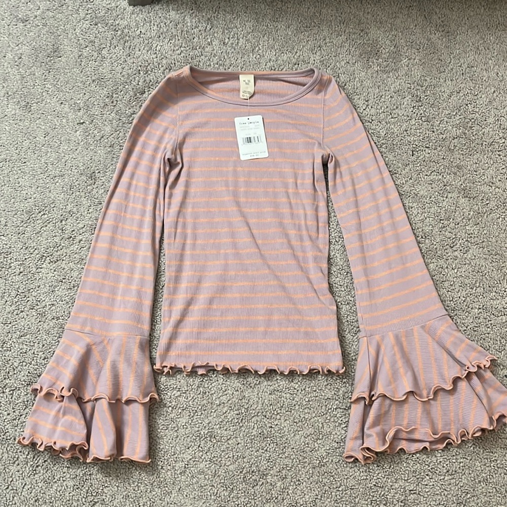Free people shirt with big sleeves